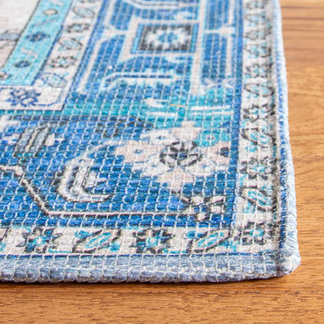 Safavieh Saffron 4'-0" x 6'-0" Rug in Navy / Ivory
