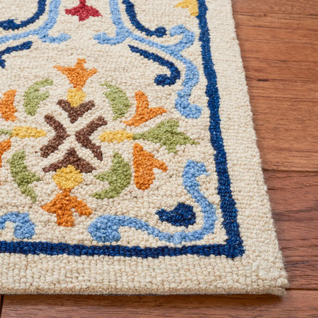Safavieh Micro-Loop 4'-0" x 6'-0" Rug in Beige / Blue