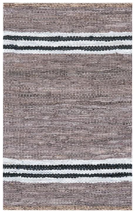 Safavieh Vintage Leather 2'-0" x 3'-0" Rug in Grey / Ivory
