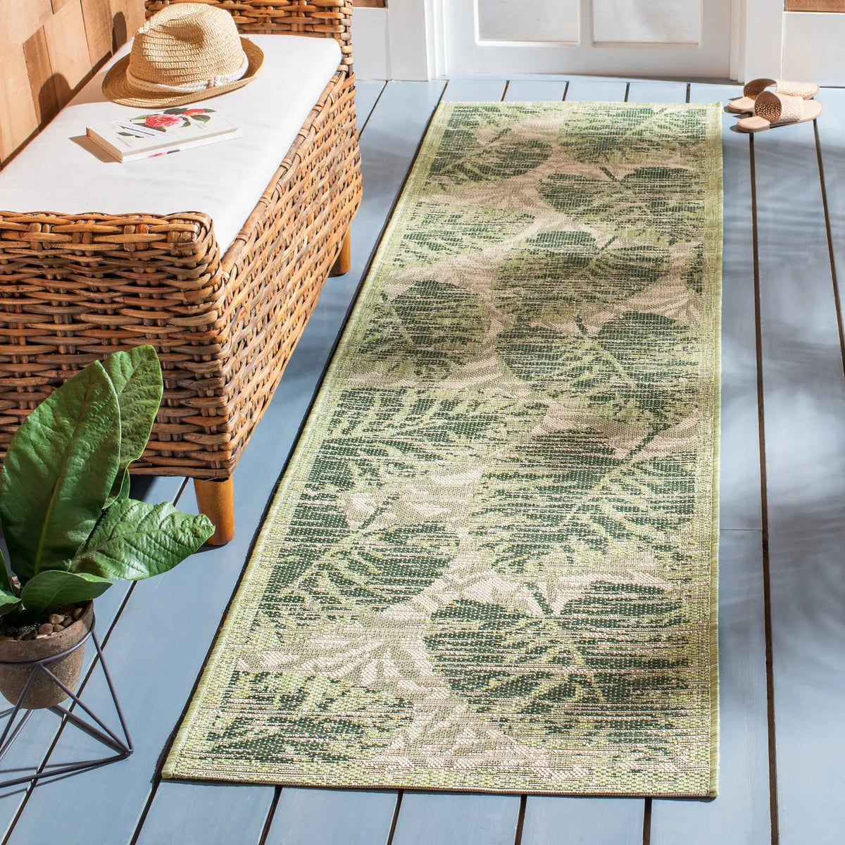 Safavieh Courtyard 2'-3" x 8'-0" Rug in Green / Beige