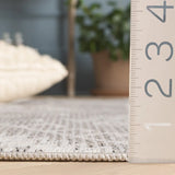 Safavieh Prairie 300 4'-0" x 6'-0" Rug in Taupe / Ivory