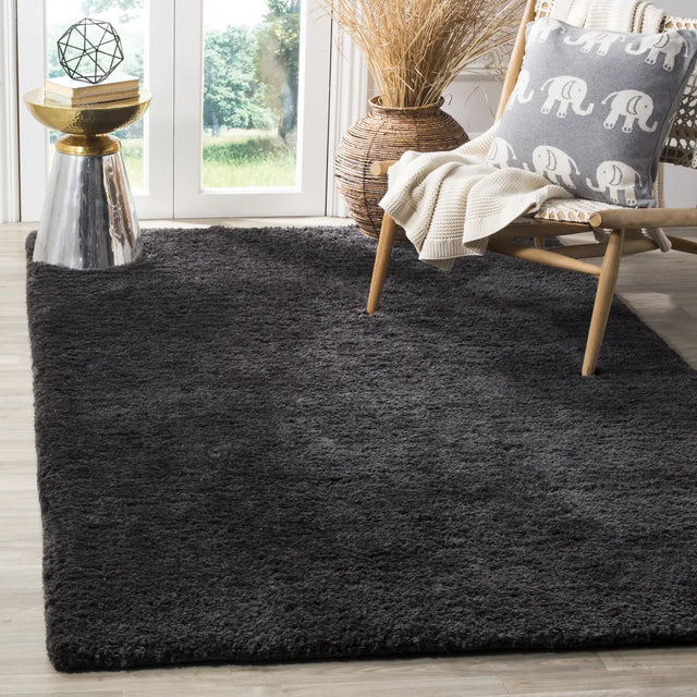 Safavieh Sheep Shag 4'-0" x 6'-0" Rug in Charcoal