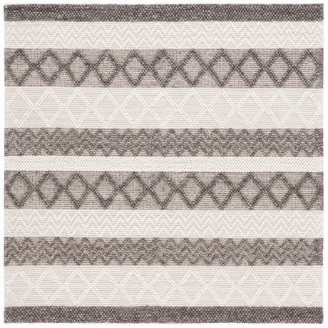 Safavieh Natura 6'-0" x 6'-0" Rug in Ivory / Grey