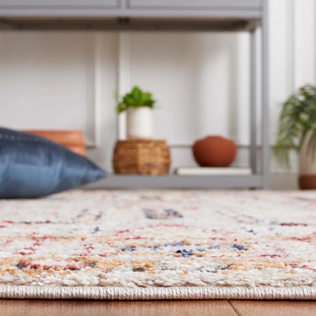 Safavieh Luna 4'-5" x 6'-5" Rug in Beige / Blue Rust