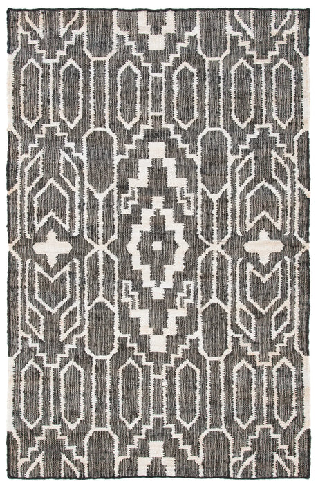 Safavieh Natural Fiber 4'-0" x 6'-0" Rug in Black / Ivory