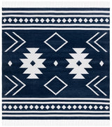 Safavieh Kilim 7'-0" x 7'-0" Rug in Navy / Ivory