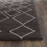 Safavieh Soho 3'-6" x 5'-6" Rug in Ivory / Dark Grey