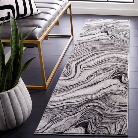 Safavieh Meadow 500 2'-0" x 8'-0" Rug in Black / Grey