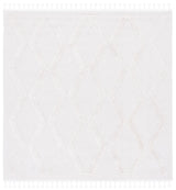 Safavieh Marrakesh 6'-7" x 6'-7" Rug in Ivory / Ivory