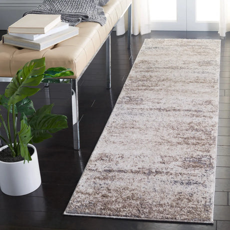 Safavieh Aston 2'-0" x 8'-0" Rug in Ivory / Grey