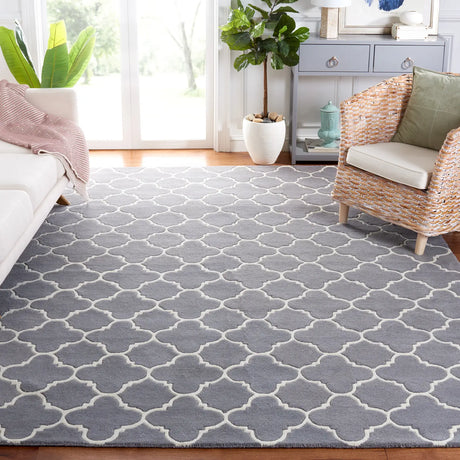 Safavieh Chatham 10'-0" x 14'-0" Rug in Dark Grey / Ivory