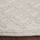 Safavieh Ebony 6'-0" x 6'-0" Rug in Ivory / Beige