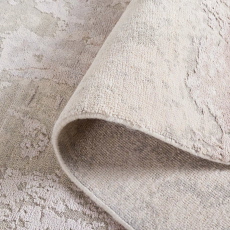 Safavieh Tribeca 6'-0" x 9'-0" Rug in Grey