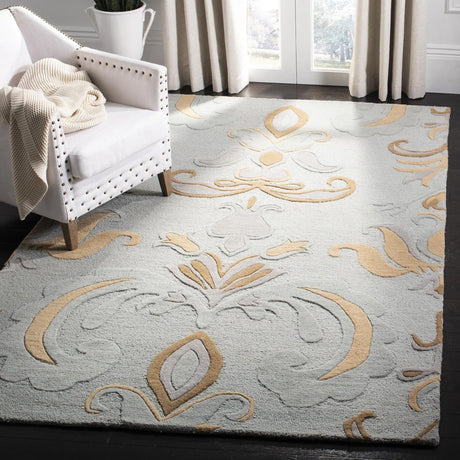 Safavieh Soho 3'-6" x 5'-6" Rug in Light Blue / Multi