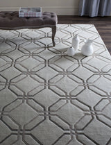 Safavieh Tibetan 6'-0" x 9'-0" Rug in White