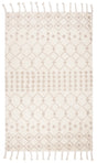 Safavieh Casablanca 4'-0" x 6'-0" Rug in Ivory / Beige