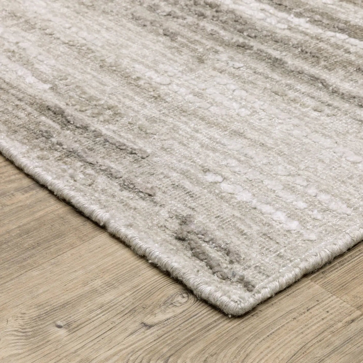Oriental Weavers Sphinx Clarke CLA01 Brown Rugs - corner detail