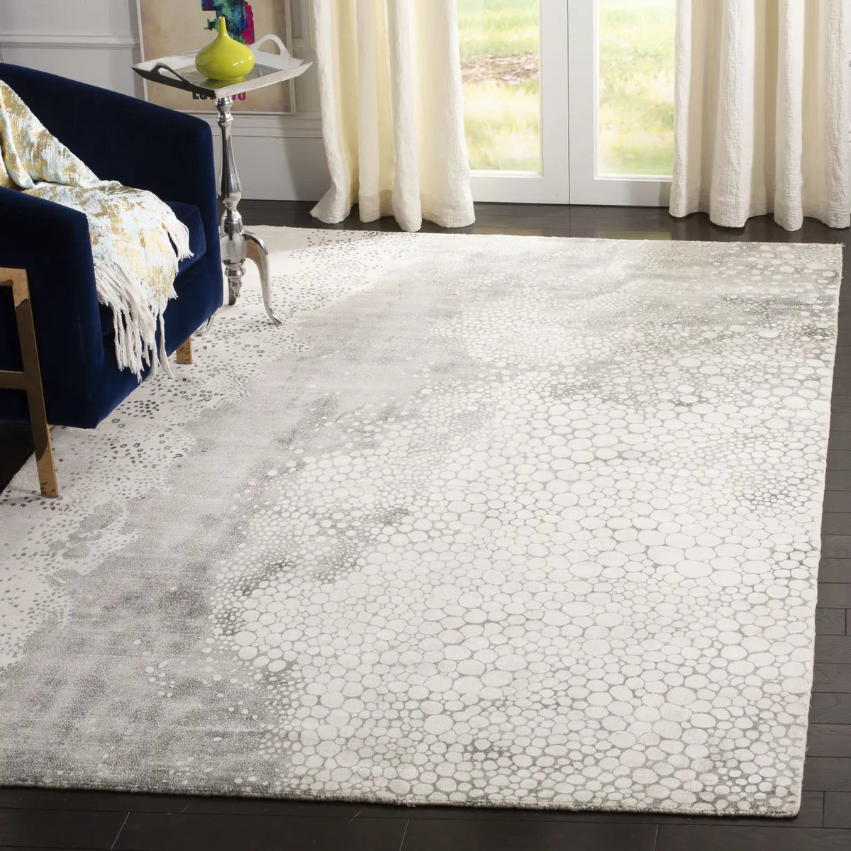 Safavieh Mirage 6'-0" x 9'-0" Rug in Grey