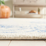 Safavieh Chelsea 4'-0" x 6'-0" Rug in Blue / Grey
