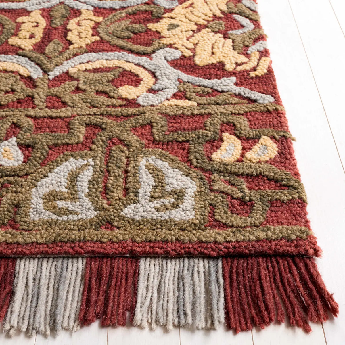 Safavieh Blossom 4'-0" x 6'-0" Rug in Red / Gold