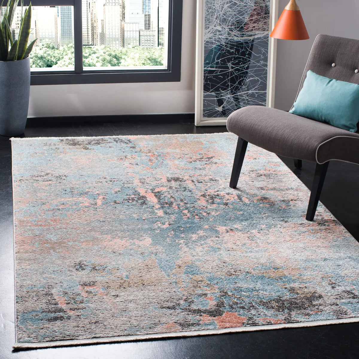 Safavieh Shivan 5'-3" x 7'-6" Rug in Blue / Ivory