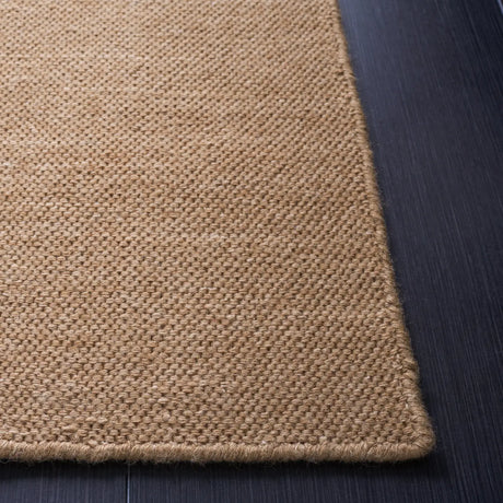 Safavieh Kilim 4'-0" x 6'-0" Rug in Brown