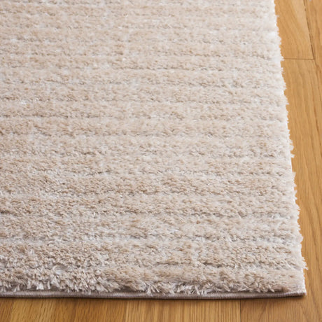 Safavieh Tahoe Shag 4'-0" x 6'-0" Rug in Beige