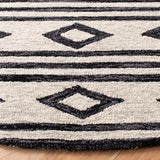 Safavieh Micro-Loop 5'-0" x 5'-0" Rug in Ivory / Charcoal