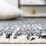 Safavieh Micro-Loop 4'-0" x 6'-0" Rug in Ivory / Black