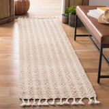Safavieh Natura 2'-3" x 8'-0" Rug in Beige