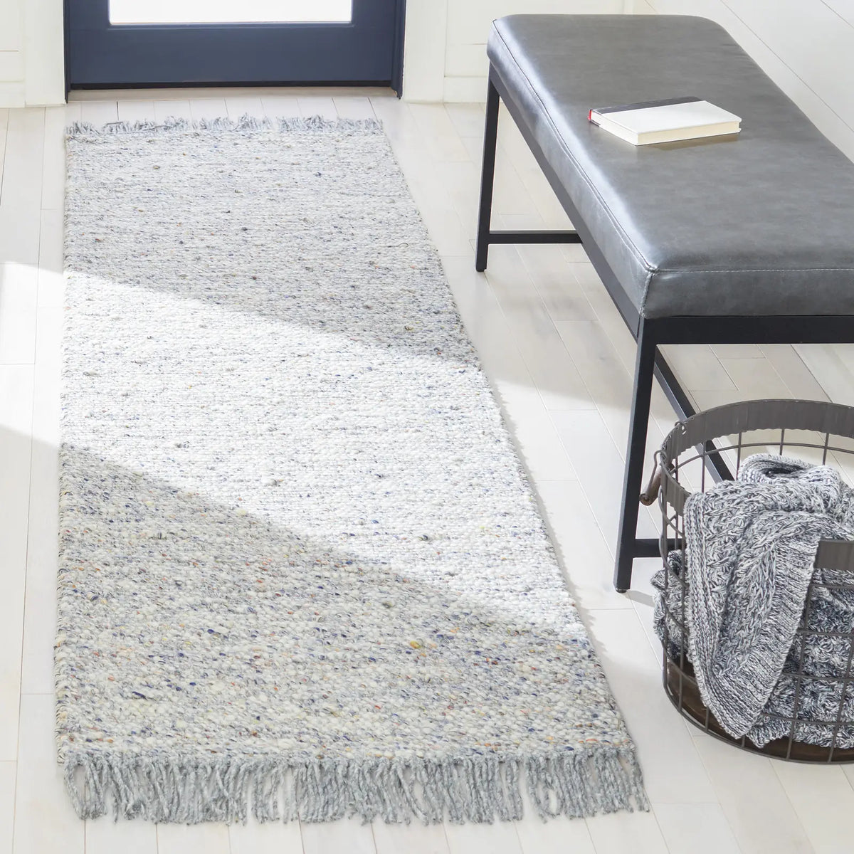 Safavieh Vermont 2'-3" x 8'-0" Rug in Grey / Ivory