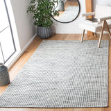 Safavieh Vermont 4'-0" x 6'-0" Rug in Grey / Ivory