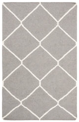 Safavieh Dhurries 2'-6" x 4'-0" Rug in Grey / Ivory