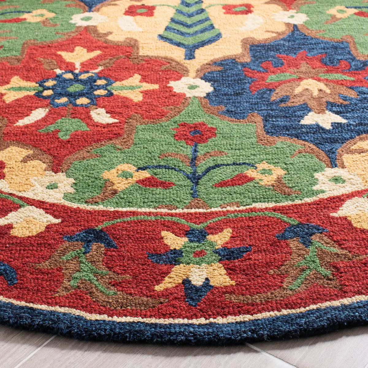 Safavieh Heritage 6'-0" x 6'-0" Rug in Red / Green