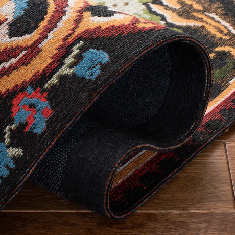 Safavieh Classic Vintage 5'-0" x 8'-0" Rug in Black / Multi