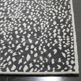 Safavieh Marbella 5'-0" x 8'-0" Rug in Dark Grey / Ivory