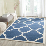 Safavieh Cambridge 5'-0" x 8'-0" Rug in Navy / Ivory