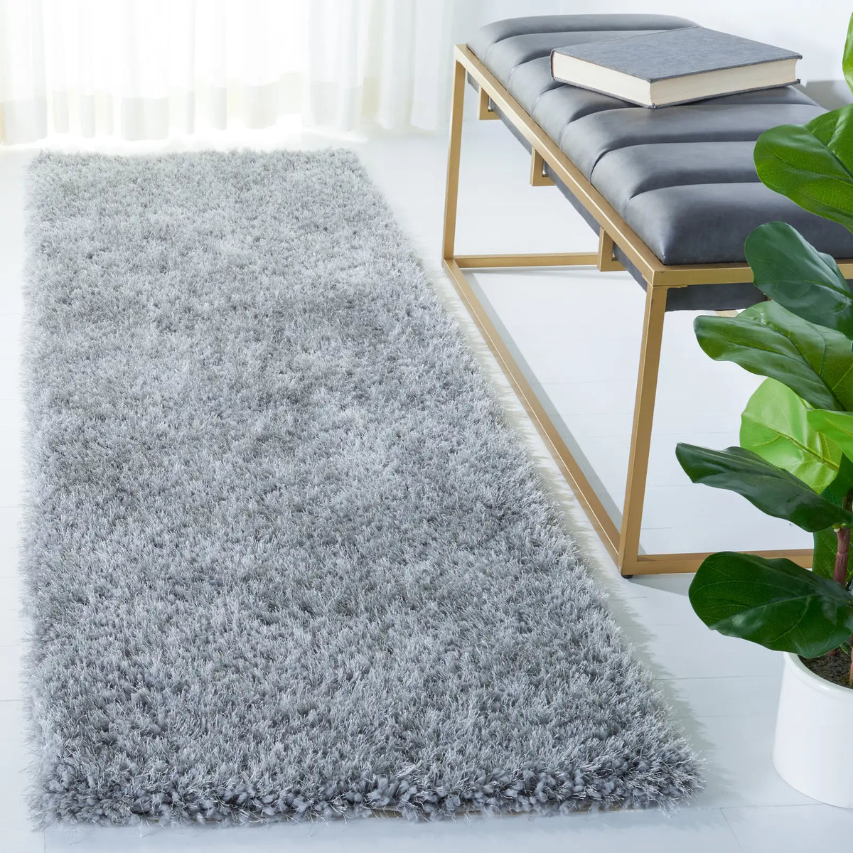 Safavieh Shag 2'-3" x 8'-0" Rug in Grey
