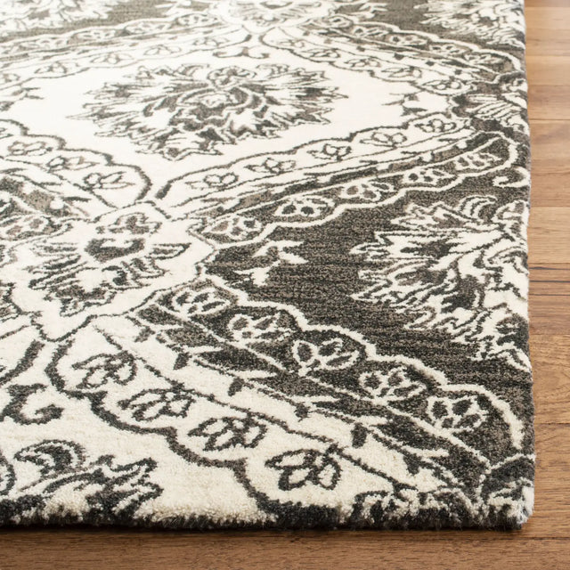 Safavieh Blossom 5'-0" x 8'-0" Rug in Charcoal / Ivory