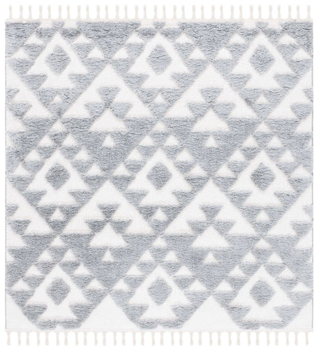 Safavieh Moroccan Tassel Shag 6'-7" x 6'-7" Rug in Grey / Ivory