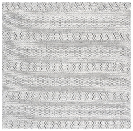 Safavieh Marbella 6'-6" x 6'-6" Rug in Light Grey / Ivory