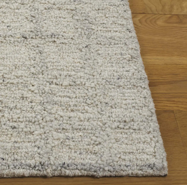 Safavieh Pine 4'-0" x 6'-0" Rug in Grey