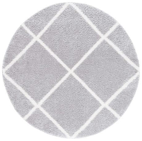 Safavieh Tahoe Shag 6'-7" x 6'-7" Rug in Light Grey / White