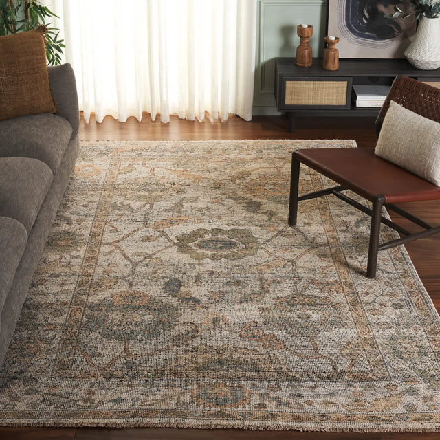 Safavieh Izmir 6'-0" x 9'-0" Rug in Ivory / Grey