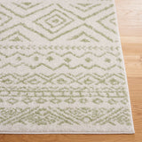 Safavieh Tulum 4'-0" x 6'-0" Rug in Ivory / Sage