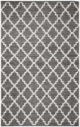 Safavieh Montauk 5'-0" x 8'-0" Rug in Charcoal / Ivory