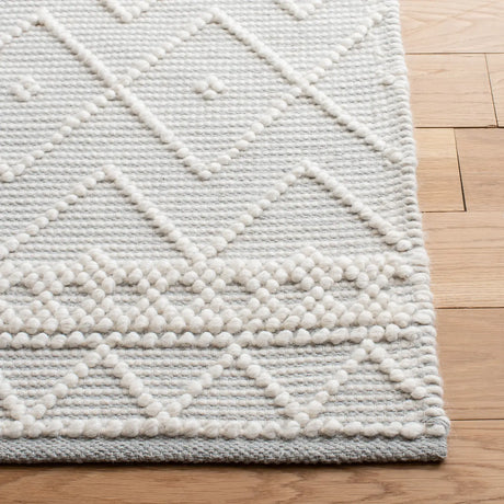 Safavieh Natura 4'-0" x 6'-0" Rug in Ivory / Grey