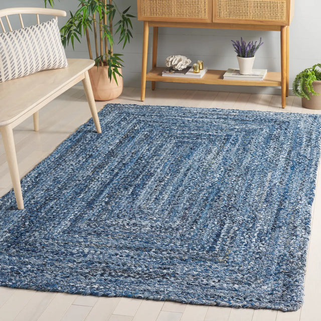 Safavieh Braided 4'-0" x 6'-0" Rug in Denim / Blue