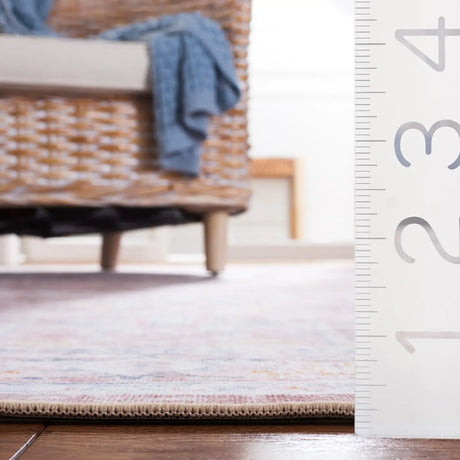 Safavieh Tucson 4'-0" x 6'-0" Rug in Rust / Beige