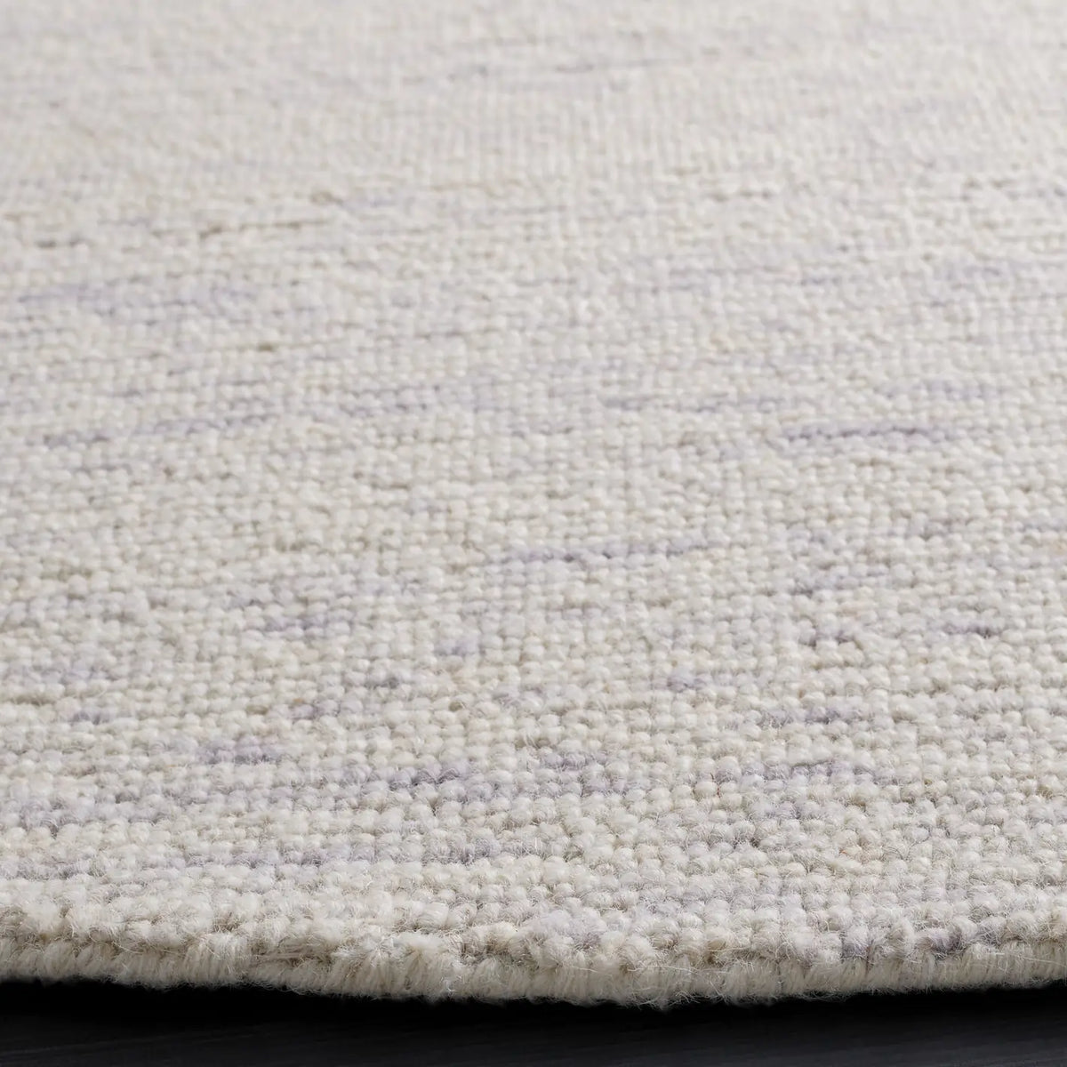 Safavieh Himalaya 6'-0" x 6'-0" Rug in Silver